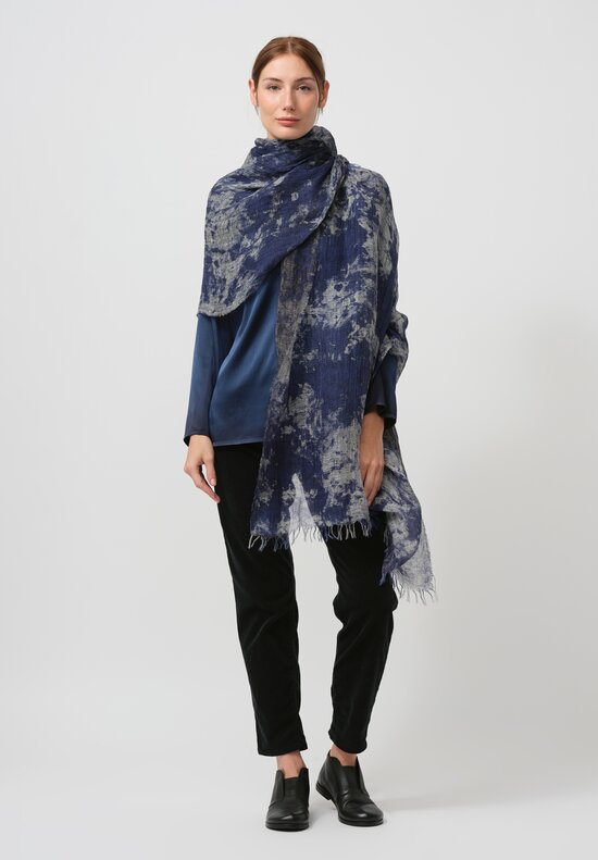 Avant Toi Distressed Linen Ecologiche Scarf in Ginepro Blue