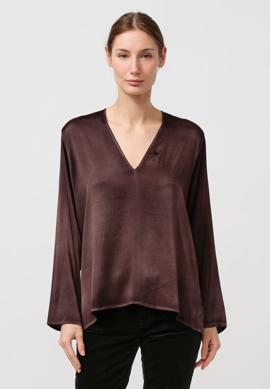 Avant Toi Hand-Painted Silk V-Neck Barchetta Top in Nero Carruba Brown	