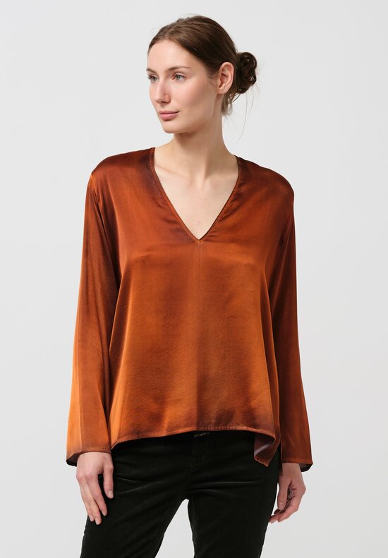 Avant Toi Hand-Painted Silk V-Neck Barchetta Top in Nero Ambra Orange	