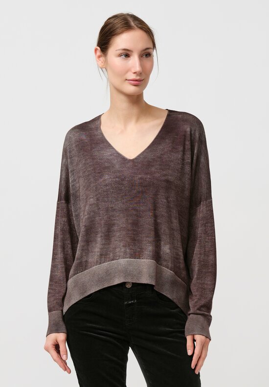 Avant Toi Cashmere & Silk V-Neck Stondata Top in Nero Carruba Brown	