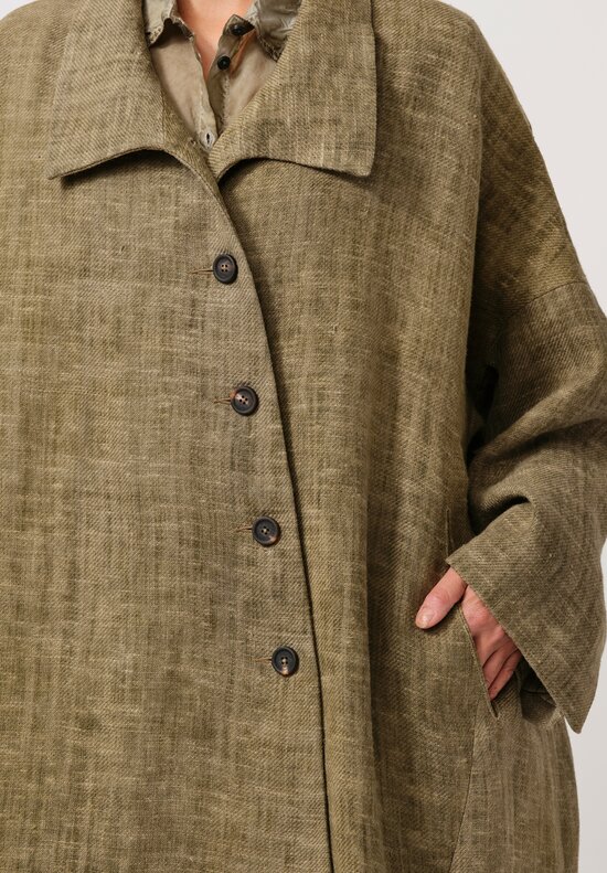 Ziggy Chen Linen Coat in Khaki Natural	