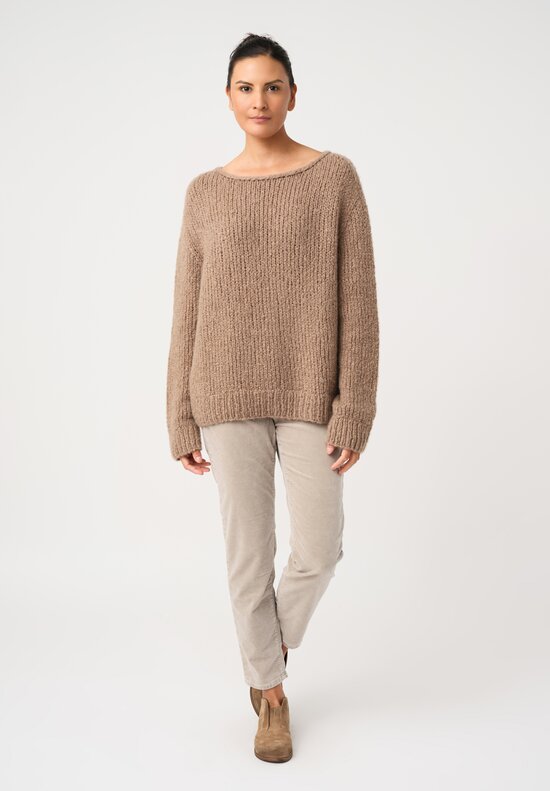 Wommelsdorff Cashemere & Silk Hand-Knit Faye Scooped Neck Sweater in Toffee Brown