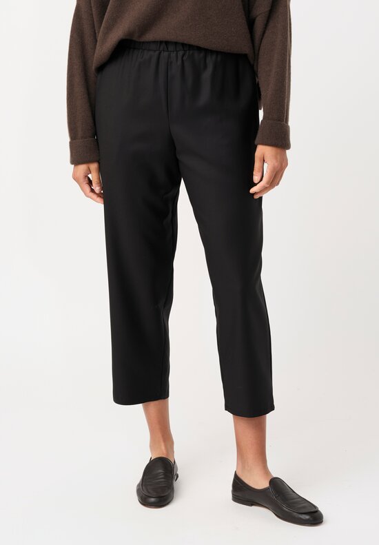 Dusan Tasmania Carrot Pants in Black