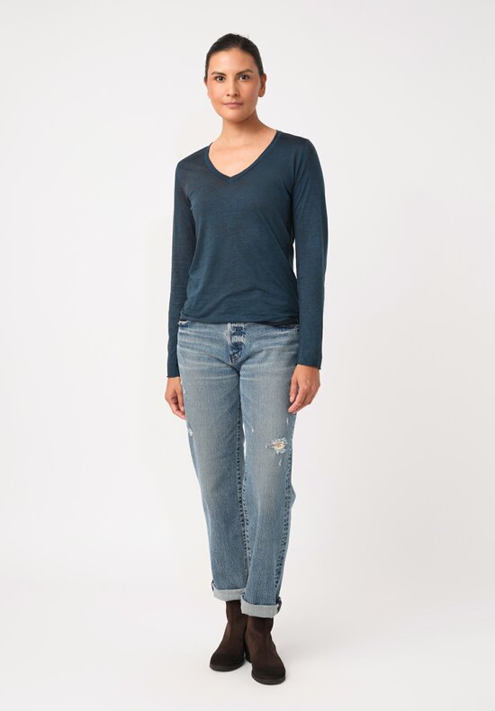 Avant Toi Hand-Painted Cotton V-Neck Long Sleeve Shirt in Nero & Fiume Blue