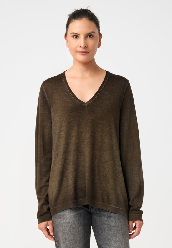 Avant Toi Cashmere & Vintage Silk One-of-a-Kind V-Neck Sweater in Moss Green Floral