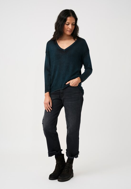 Avant Toi Hand-Painted Cashmere & Silk Maglia V-Neck Sweater in Nero & Laguna Blue