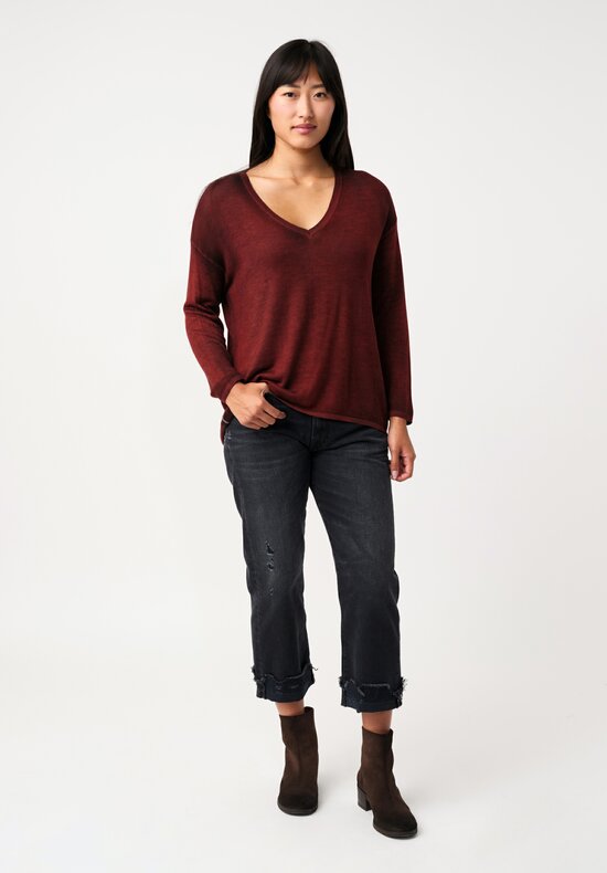 Avant Toi Cashmere & Silk Hand-Painted V-Neck Barchetta Sweater in Nero & Fuoco Red