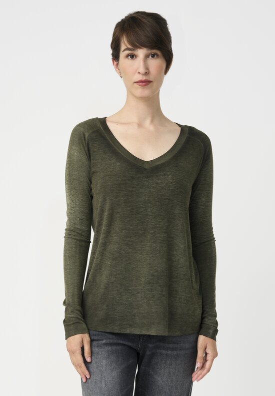 Avant Toi Ribbed V-Neck Costina Top in Nero & Moss Green