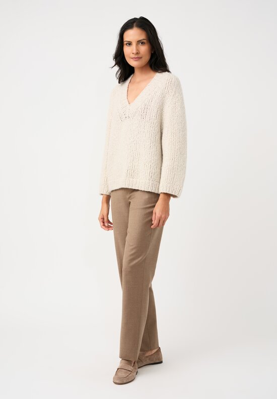 Wommelsdorff Cashmere & Silk Hand-Knit Zara V-Neck Sweater in Ivory White