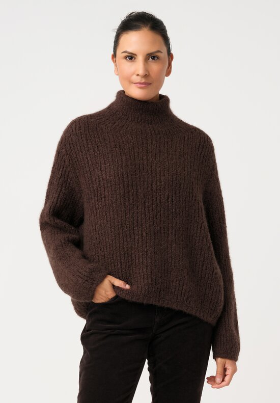 Wommelsdorff Cashemere Knit Yara Turtleneck Sweater in Brown