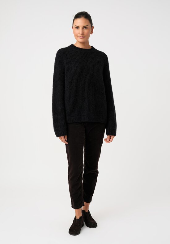 Wommelsdorff Cashmere & Silk Knit Crew Neck Chili Sweater in Black