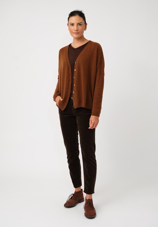 Album di Famiglia Cashmere Serie Numerata V-Neck Button-Down Cardigan in Rust Brown