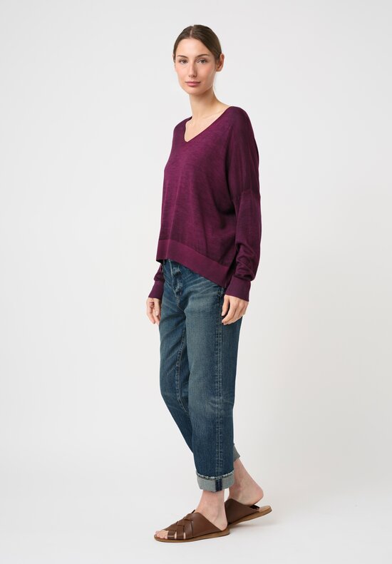 Avant Toi Cashmere & Silk V-Neck Stondata Sweater in Clematis Pink
