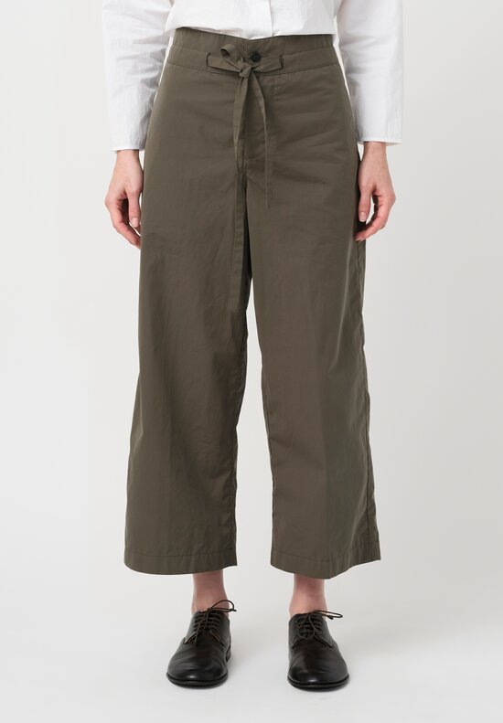 Bergfabel Washed Cotton Crisscross Belted Cloe Pants in Green Wood