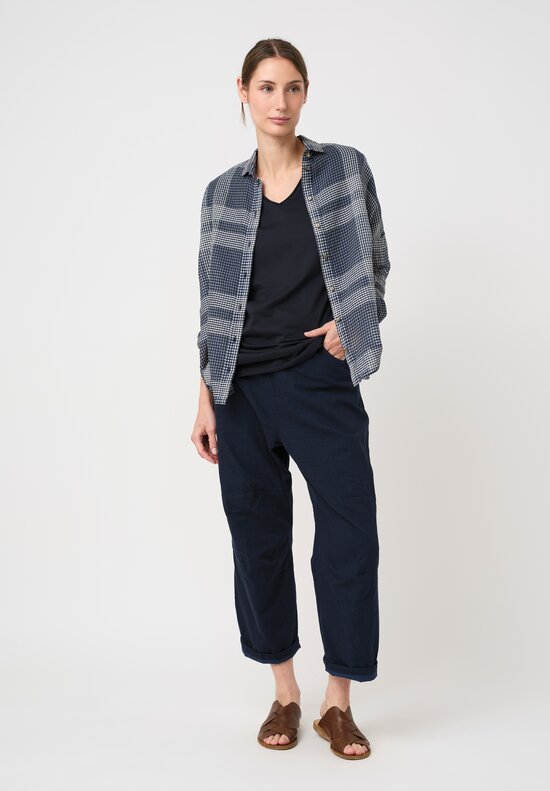 Forme d'Expression Cotton Rolled Edge V-Neck ZZ T-Shirt in Navy Blue