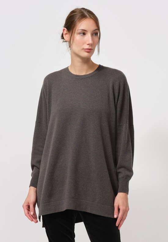 Hania New York Cashmere Marley Crewneck Sweater in Gunpowder Grey	