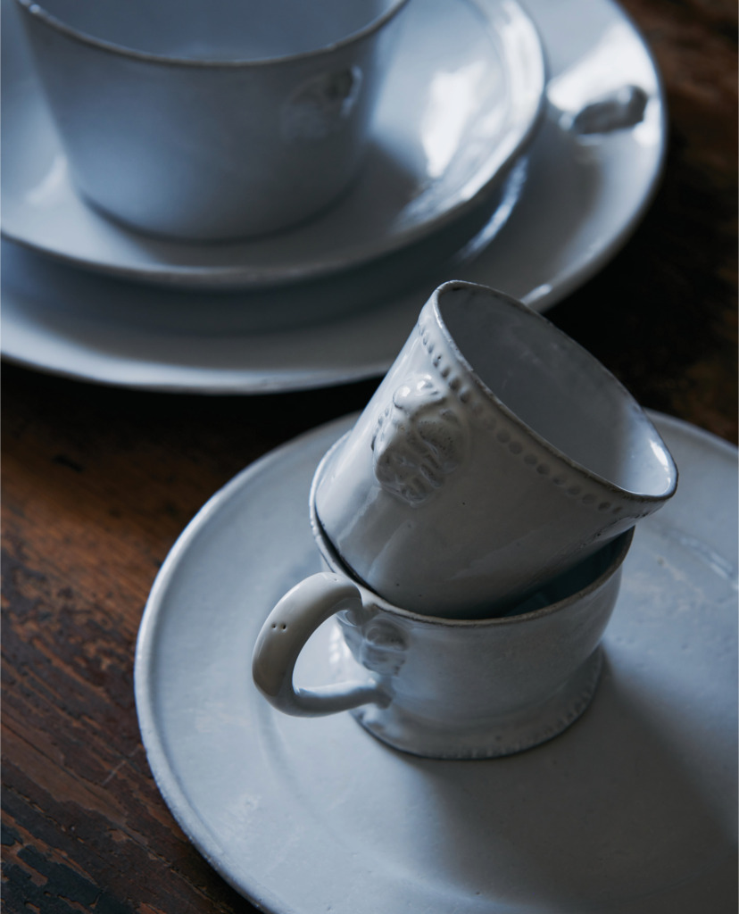 Alexandre Cups and Plates